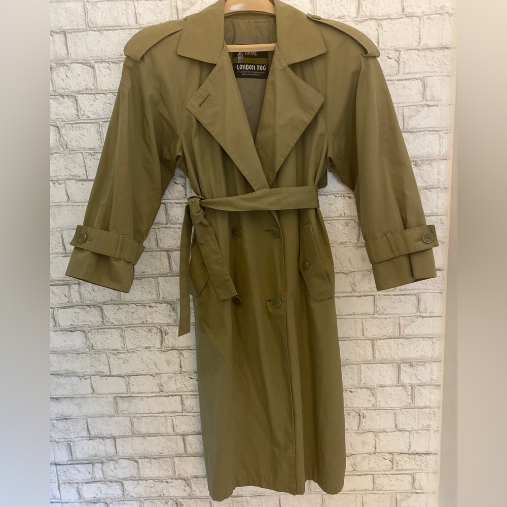 London Fog Women’s Classic Towne Coat